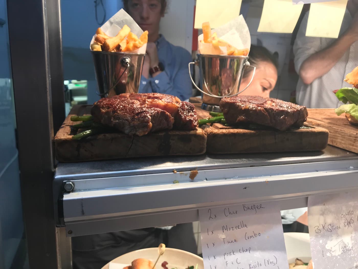 Restaurant chef service